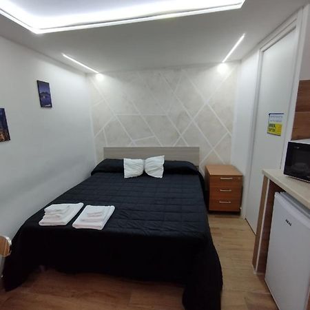 Casa Nina- Camera Ischia Apartment เนเปิลส์ ภายนอก รูปภาพ